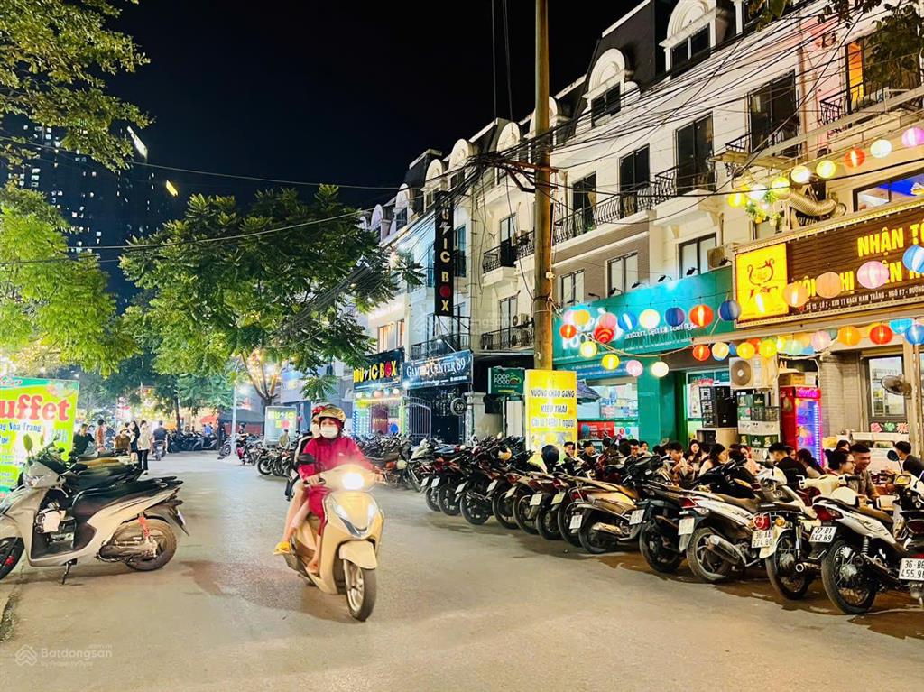 Bán nhà biệt thự kinh doanh sầm uất tại kđt phùng khoang, 133m2, mặt tiền 7 mét, 5 tầng, thang máy