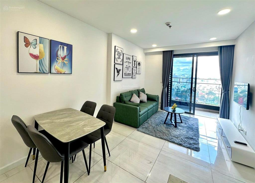 Cho thuê cc kingdom 101, 21 triệu, 75m2, 2pn, 2wc, đầy đủ nội thất, p14, q10, hcm