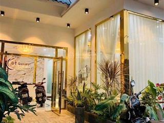 Nguyễn thị thập q. 7. xe tải đậu cửa. 110m2 3 tầng. ngang to nở hậu 7.55m. gara ôtô. chỉ 16,8 tỷ
