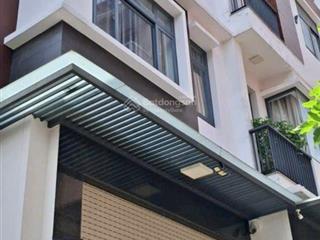 Quận.7 2 mt xe tải 68m2 4tầng shr hcong đầy đủ chỉ 8.5ty