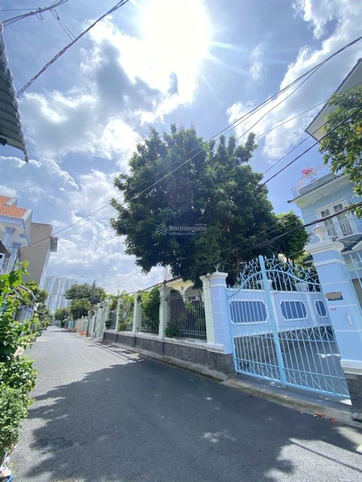 Phước kiển xe tải vi vu 110m2  2tầng  6pn  shr  chỉ 7ty