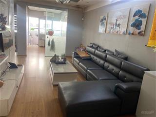 Chính chủ gửi bán căn hộ sài đồng 68m2 đông nam  nội thất cơ bản  giá nhỉnh 3 tỷ  sổ đỏ tầng cao