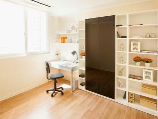 Chính chủ gủi bán căn 2pn valenciabc đông namgiá nhỉnh 4 tỷtầng cao, thoángnôi thất mới cứng