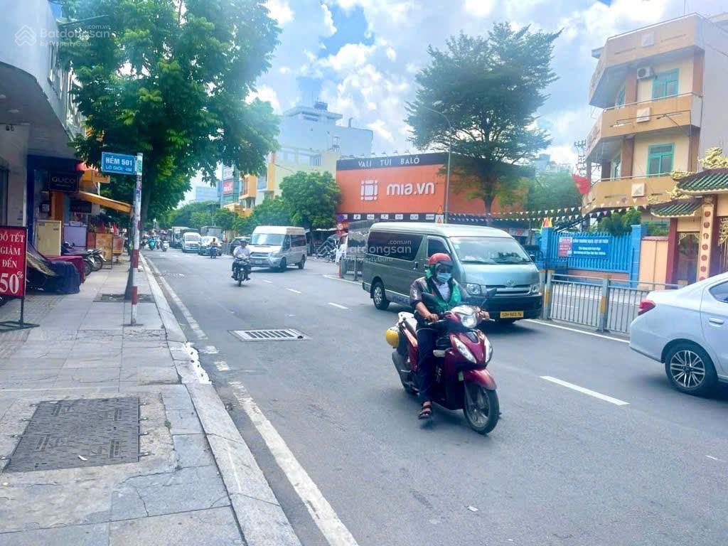 Bán mtkd sầm uất lũy bán bích, tuyến dvtm huyết mạch 440m2, ngang 7,4m nở hậu hơn 54tỷ
