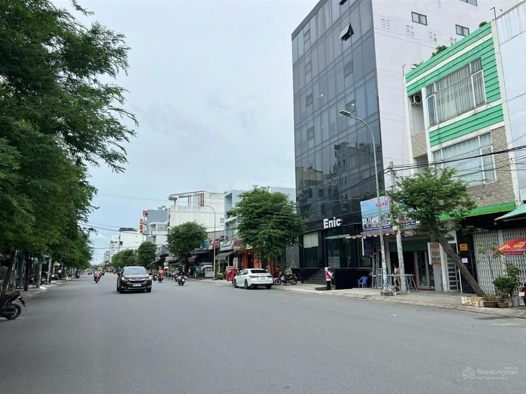 Bán toà nhà 8 tầng khu hot p.tân sơn, phạm văn bạch  320m2, ngang hơn 12m, thang máy  tròn 100tỷ