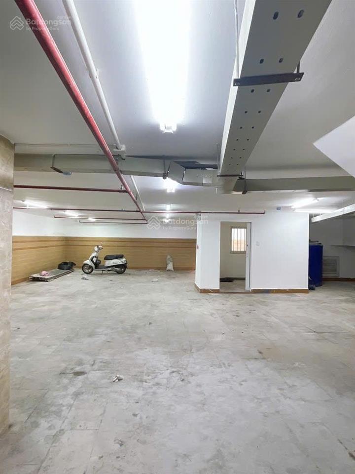 Bán toà nhà 8 tầng khu hot p.tân sơn, phạm văn bạch  320m2, ngang hơn 12m, thang máy  tròn 100tỷ