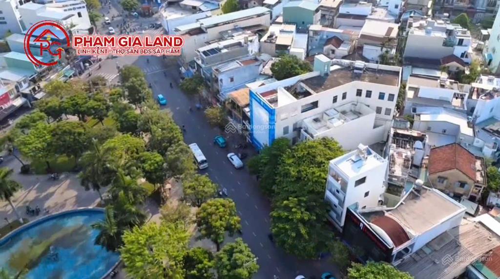 Trung tâm của trung tâm  căn góc 2 mặt tiền ngã 5 ông ích khiêm  đống đa, 200m2