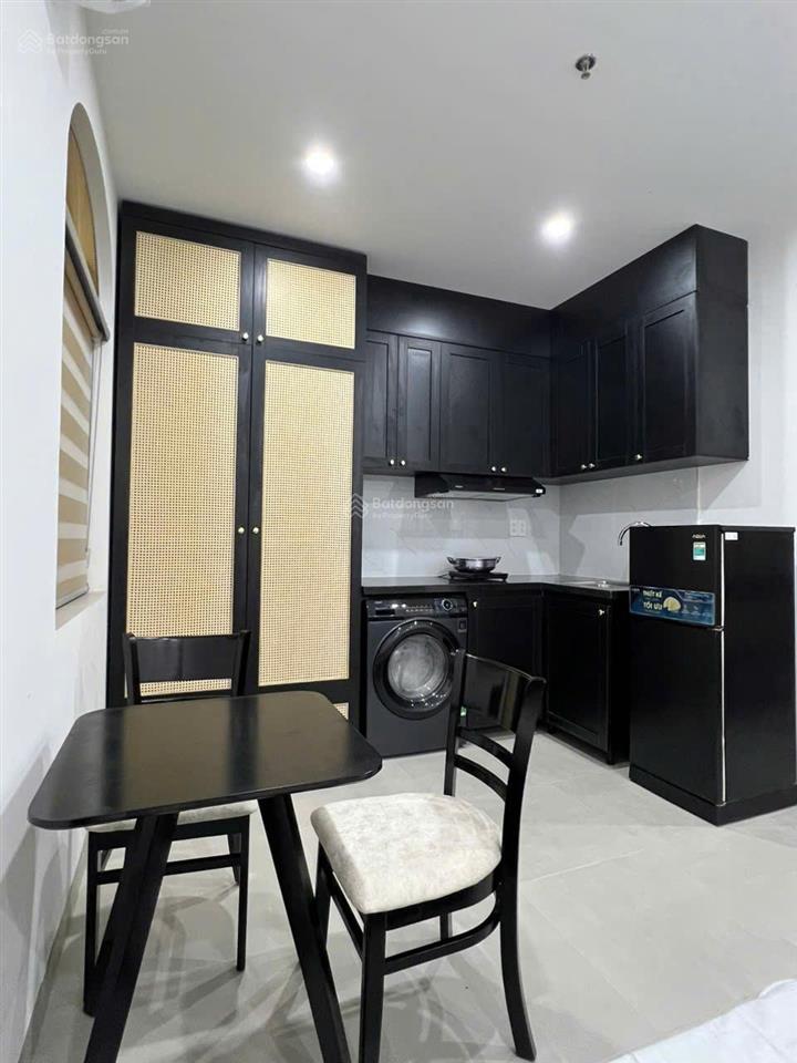 Hàng hiếm duy nhất toà căn hộ 2 mặt tiền (23 phòng) vị trí hoà minh trục 10m5 kinh doanh sầm uất