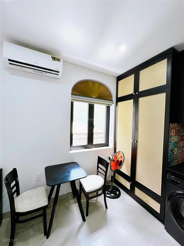 Hàng hiếm duy nhất toà căn hộ 2 mặt tiền (23 phòng) vị trí hoà minh trục 10m5 kinh doanh sầm uất