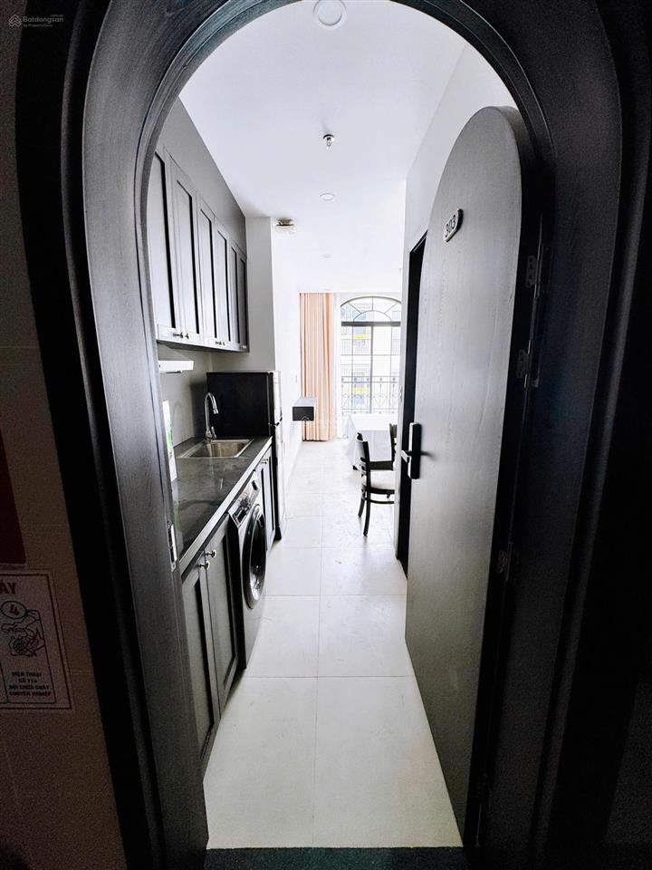 Hàng hiếm duy nhất toà căn hộ 2 mặt tiền (23 phòng) vị trí hoà minh trục 10m5 kinh doanh sầm uất