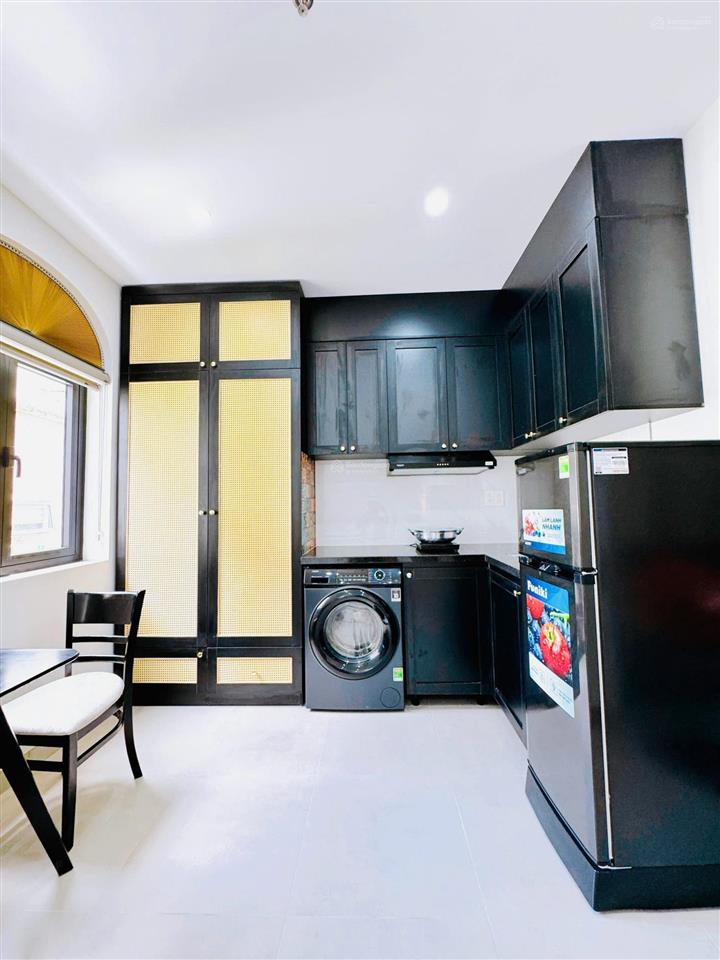 Hàng hiếm duy nhất toà căn hộ 2 mặt tiền (23 phòng) vị trí hoà minh trục 10m5 kinh doanh sầm uất