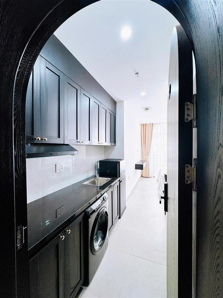 Hàng hiếm duy nhất toà căn hộ 2 mặt tiền (23 phòng) vị trí hoà minh trục 10m5 kinh doanh sầm uất