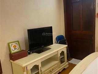 Chính chủ cho thuê tập thể tầng 2 27 tạ quang bửu diện tích 100m2 2 ngủ riêng biệt full đồ giá 12tr