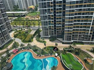 Chính chủ cho thuê studio full nội thất cao cấp hồ bơi ngay vincom chỉ cần xách vali vào ởwifi free