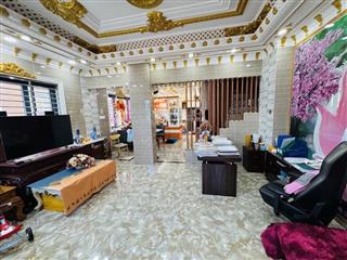 Biệt thự 3 mặt tiền bùi minh trực, 10 x 12.5, 7pn, nội thất cao cấp, có thang máy, 31.999 tỷ