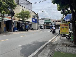 Chị lan cần tiền cho con đi du học , bán căn nhà 4 tầng 64m2 , âu dương lân , 4pn , hxh ,nhỉnh 8 tỷ