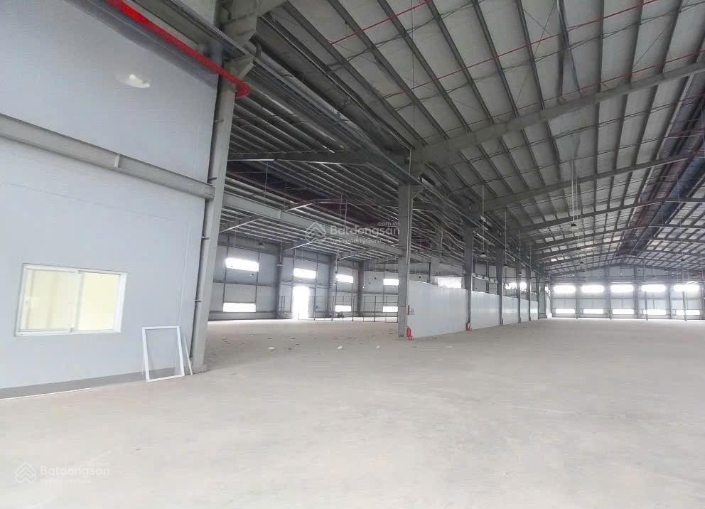 Nhà xưởng kcn long thành cho thuê nhà máy tổng 9600m2, có cắt lẻ từ 2600m2, giấy tờ hoàn công