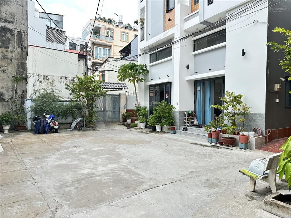 Hẻm xe tải quay đầu, lê quang định 135m2 giáp bình thạnh 11.9 tỷ