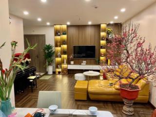 Chính chủ cần bán căn góc 3pn hoa hậu toà n03a giá tốt!  o848123626