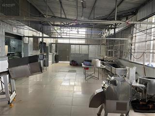 Bán nhà xưởng đẹp cách đường tình lộ 15 500m vị trí đẹp hiện đang làm nhà xưởng