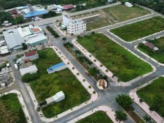 Anh khách cần bán lô đất sát đường quốc lộ 50 (ngang 6,7m, nở hậu), giá cực rẻ