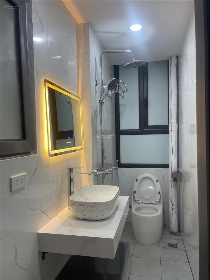 Bán căn hộ 2pn2vs tại vov mễ trì, 5.5 tỷ, 70m2. sẵn sổ đỏ. full đồ  0985 222 ***