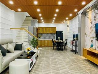 6.x tỷ  phú diễn 35m2  5 tầng 3 ngủ  nở hậu  sát phố  ở ngay
