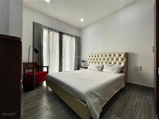 Studio ban công  đầy đủ nội thất  có slot oto  ngay đảo kim cương