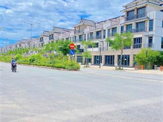 Cần bán gấp shophouse mặt tiền đường 3/2 sát dự án vinhomes hậu nghĩa, đức hòa