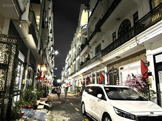 Chủ cần bán nhà khu vip  shr  lk  4  5 giá rẻ