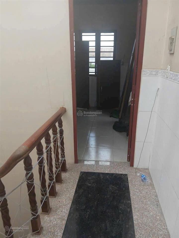 Bán nhà sổ hồng riêng  hẻm thông