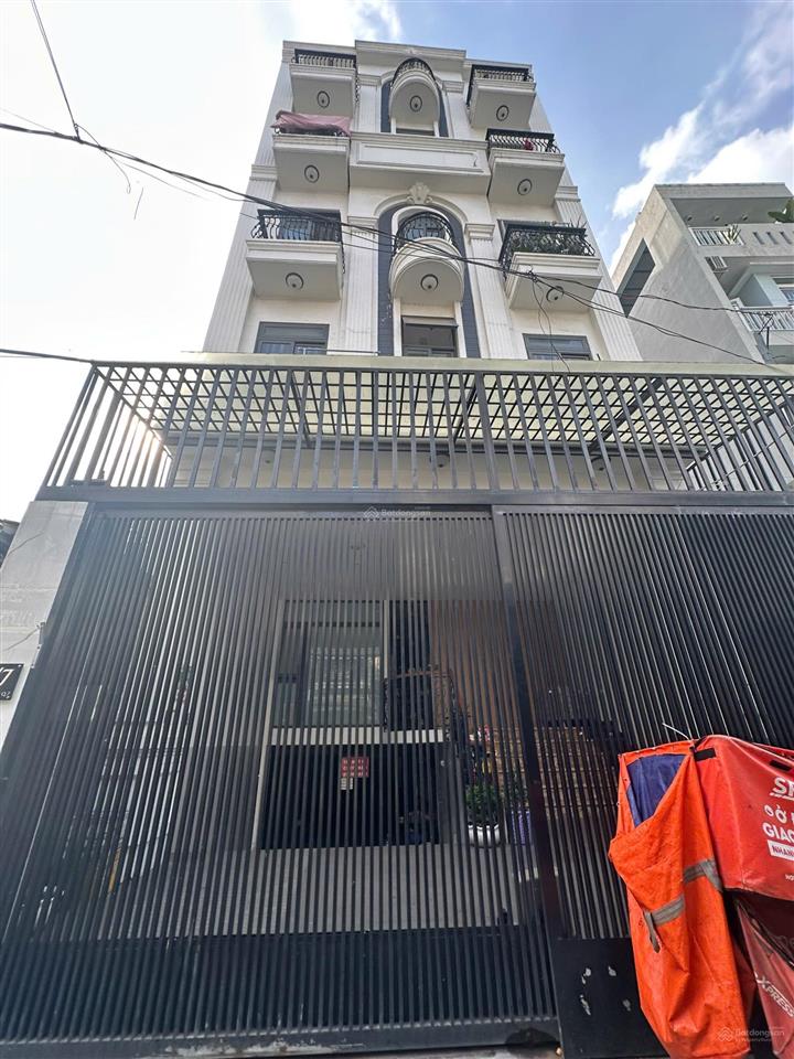 Chỉ 15m ra mt nguyễn thị thậpq7phù hợp xây chdv 7 tầng có hầmdtcn 157m2. ngang 5.3m. nhỉnh 15 t