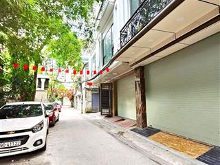 Bán nhà trung tâm quận đống đa  70m2 5 tầng thang máy  ô tô tránh  kinh doanh