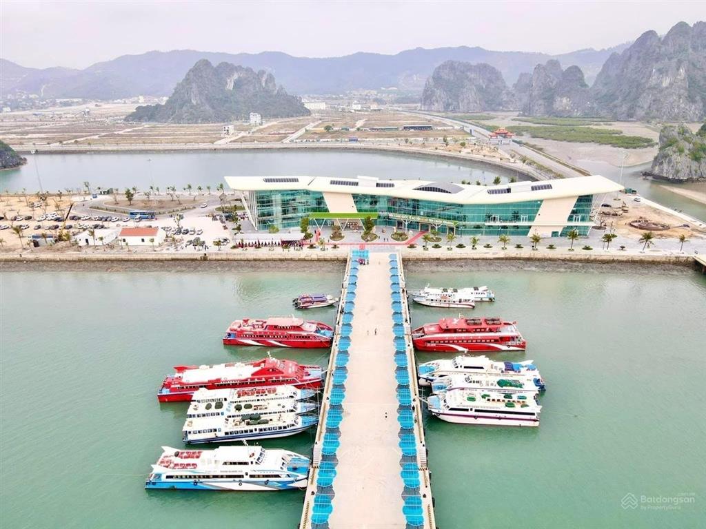 Chính chủ bán lô liền kề mặt kênh khu đô thị ao tiên, lô góc 2 mặt tiền, diện tích 144m2