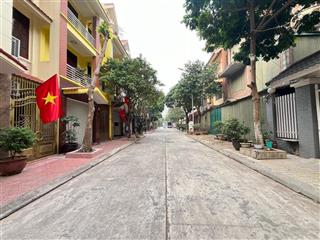 Bán gấp liền kề tam trinh vị trí đẹp thông hồ vĩnh hoàng 100m2, giá chỉ 31 tỷ