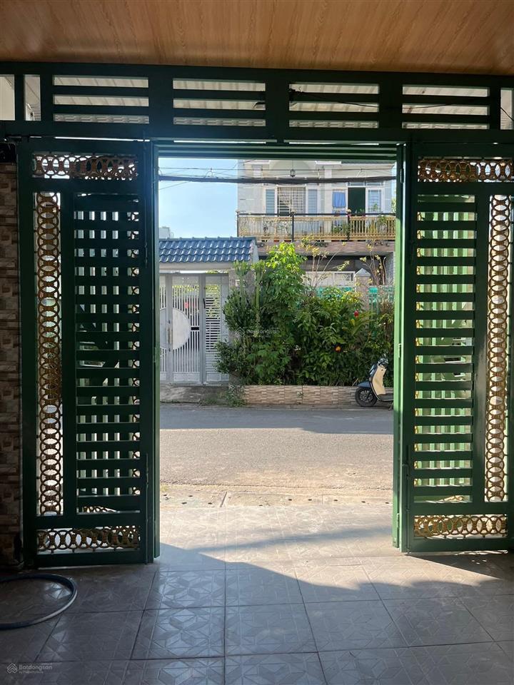 Siêu hời giá rẻ dt 5m x 18m x 1 lầu nhà mới đón tết xum vầy