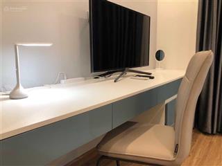Chính chủ cần bán gấp căn hộ studio 27m2 dự án vinhomes greenbay giá 2 tỷ đồng, full nội thất