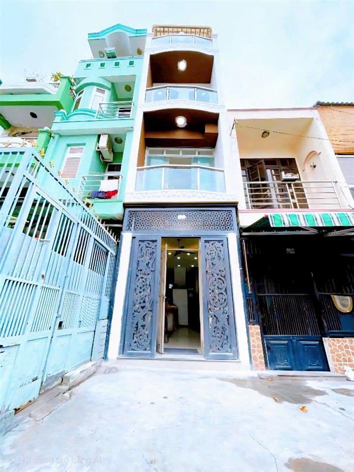 Nhà mới 100% q4 kèo thơm khu dân cư hiện hữu không lo giải toả mặt tiền hẻm 1/ hẻm truớc nhà 6m