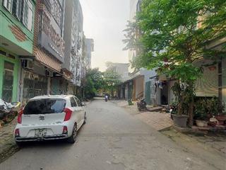 Bán nhà 42 m2, 4t,mt 4,5m, giá 9,2 tỷ, phân lô, vỉa hè, kinh doanh, thụy phương, bắc từ liêm.