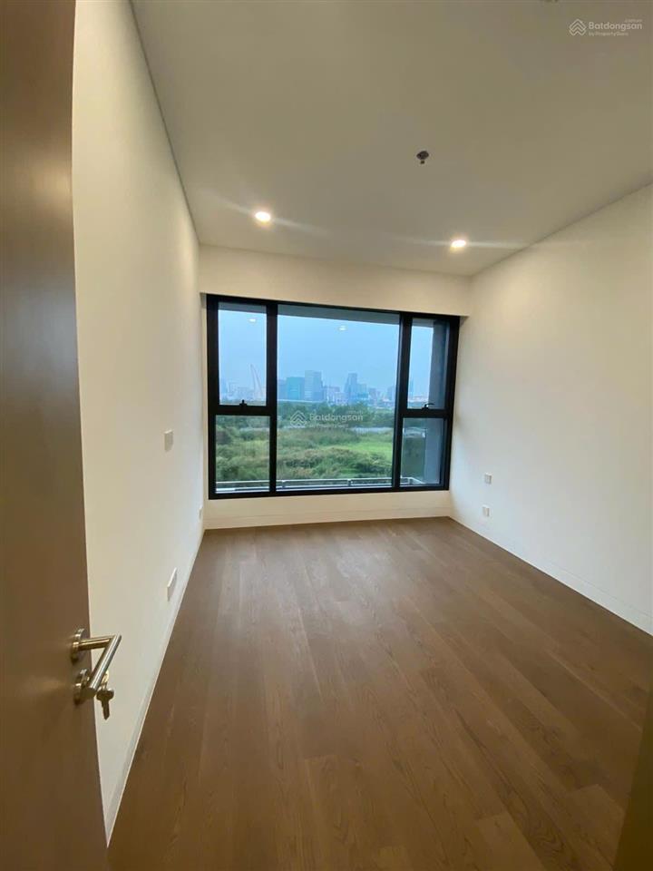 Cho thuê 3 phòng ngủ river thu thiem 50 triệu net full nội thất view sông, landmark 81 137m2