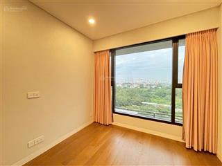 Bán 2pn the river thủ thiêm 82.1m2, view landmark81, giá 23.5 tỷ all in, có sổ, đang cho thuê