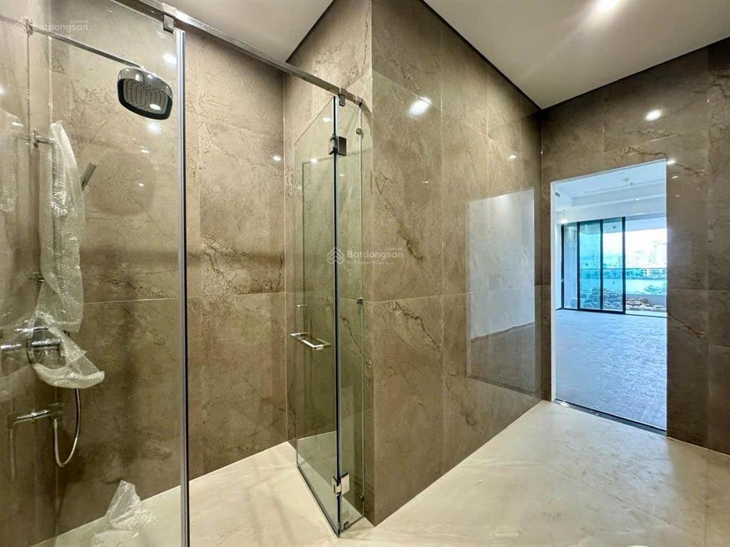 Bán pool villa tại the river thủ thiêm 398m2 giá chỉ 170 tỷ all in, sẵn sổ, sẵn hợp đồng thuê