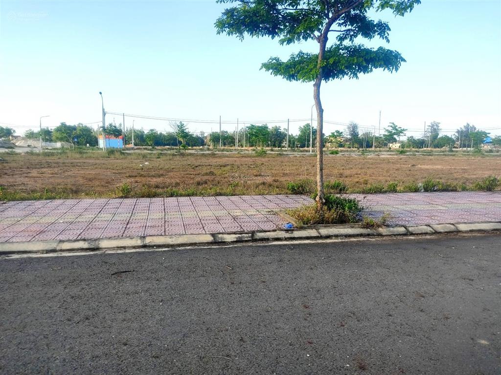 Chính chủ cần tiền bán đất nền chợ lai nghi đường 27m hướng bắc diện tích 156m2 giá 21tr/m2