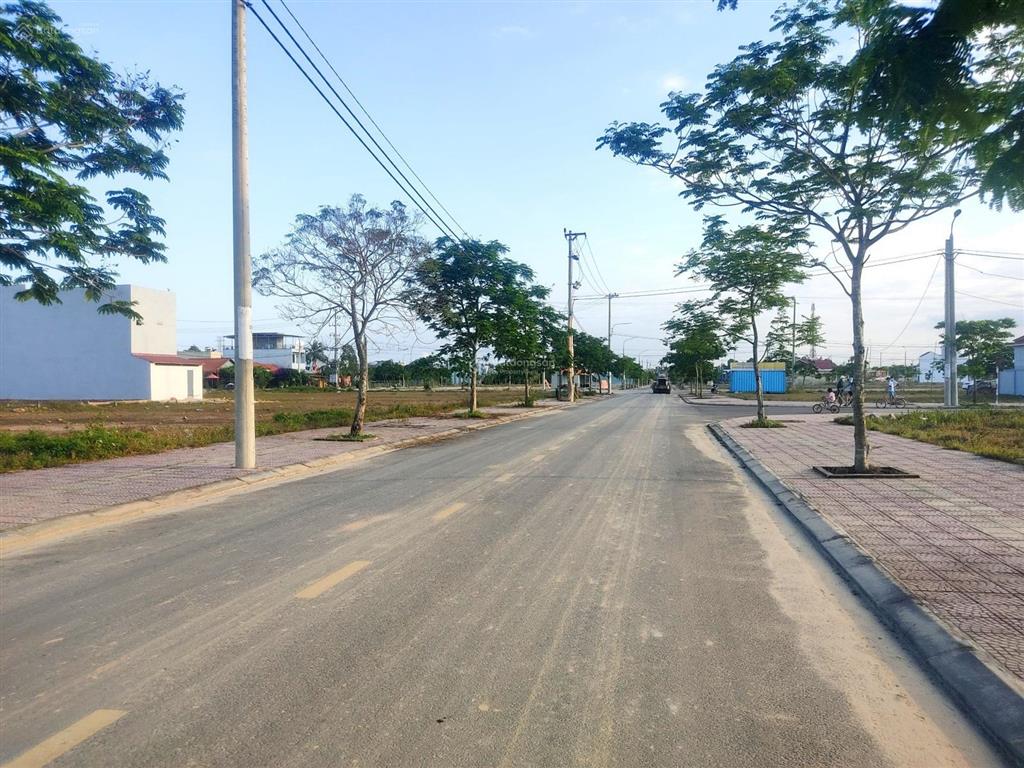 Chính chủ bán đất đường 10m5 dự án chợ lai nghi gd2 giá 11.5tr/m2 hướng nam diện tích 126m2