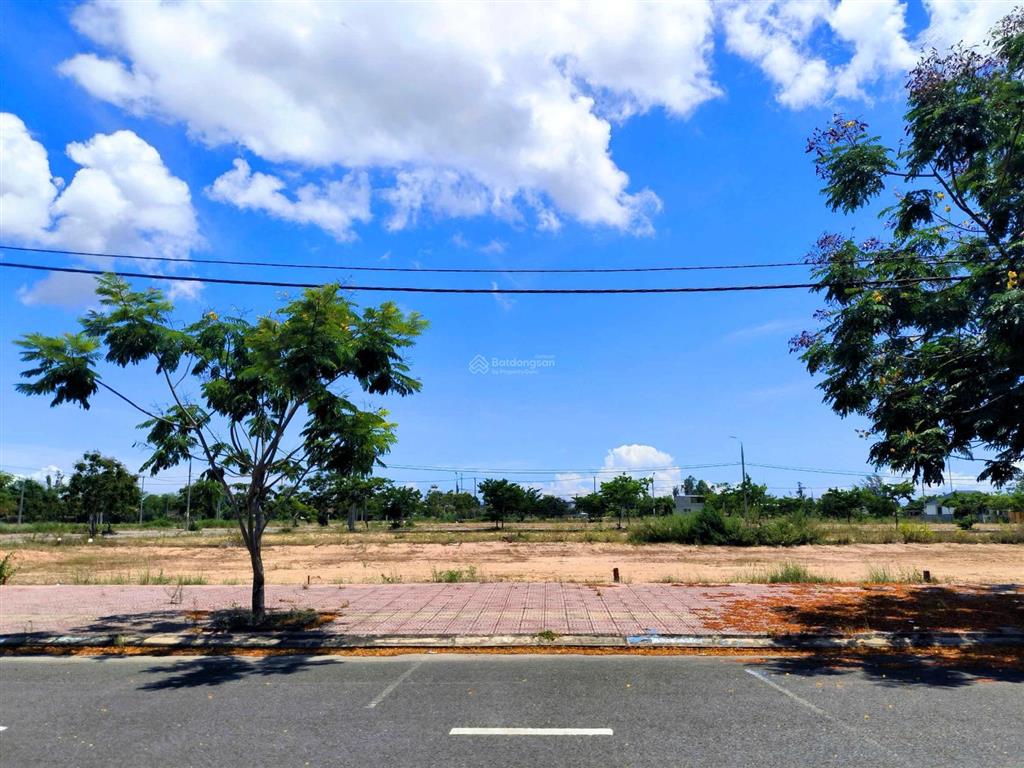 Chính chủ gửi bán đất đường 10m5 dự án hội an green village  cầu hưng lai nghi 131m2 giá 1,45 tỷ
