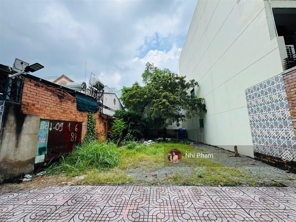 Siêu phẩm phân lô  chdv! lô đất 8x16m đ. hồ bá phấn, phước long a, ga metro phước long 500m