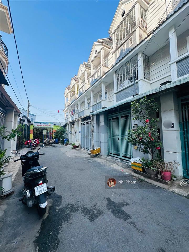 Nóng hổi chỉ còn duy nhất 1 căn nhà 3 tầng phân khúc 5tỷ hxh tại hiệp phú, quận 9