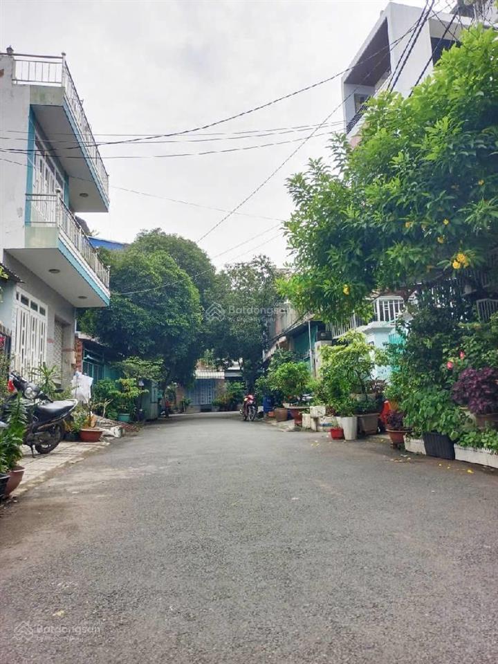 Khẳng định giá nhà mt tốt nhất khu vực  chỉ ~75 tr/m2  bán đất 97m2 tặng nhà  ôtô đỗ cửa quận 2