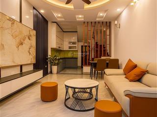 Cực hiếm nhà đẹp ở ngay tại vĩnh hưng diện tích 39,6m, xây 5 tầng chắc chắn,3 ngủ đầy đủ công năng