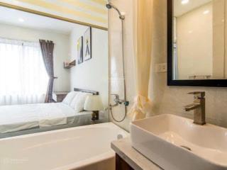 Khu phân lô  ô tô tránh dừng đỗ  vừa ở vừa kinh doanh  ngõ nông gần phố  sổ vuông nở hậu